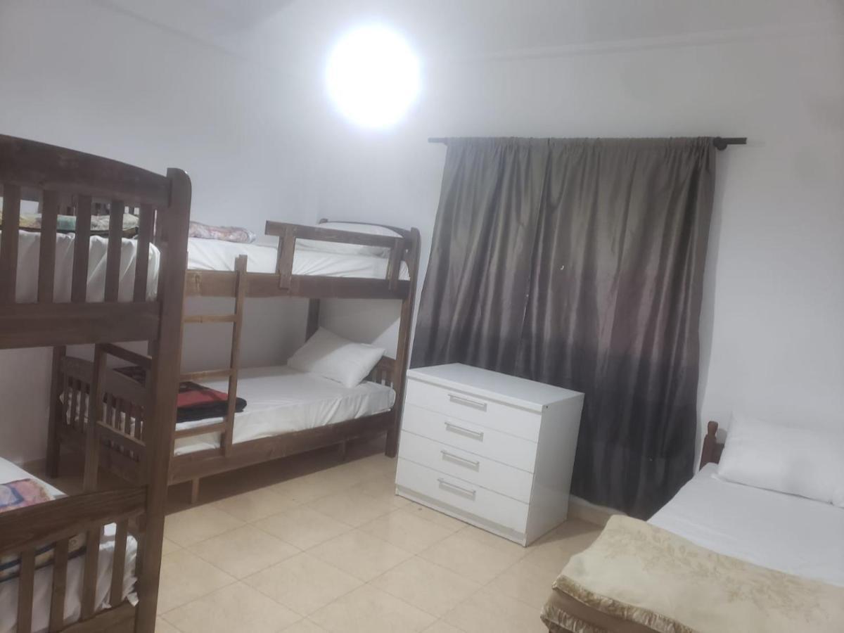 Hostel Split Rock Tirana Kültér fotó